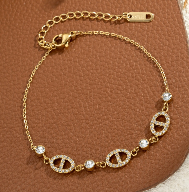 Bracelet maillons ovales sertis