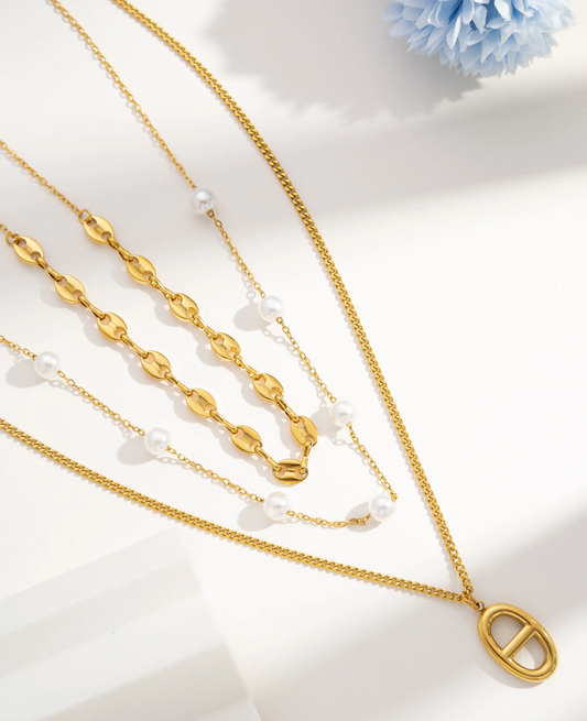 Collier triple rang doré