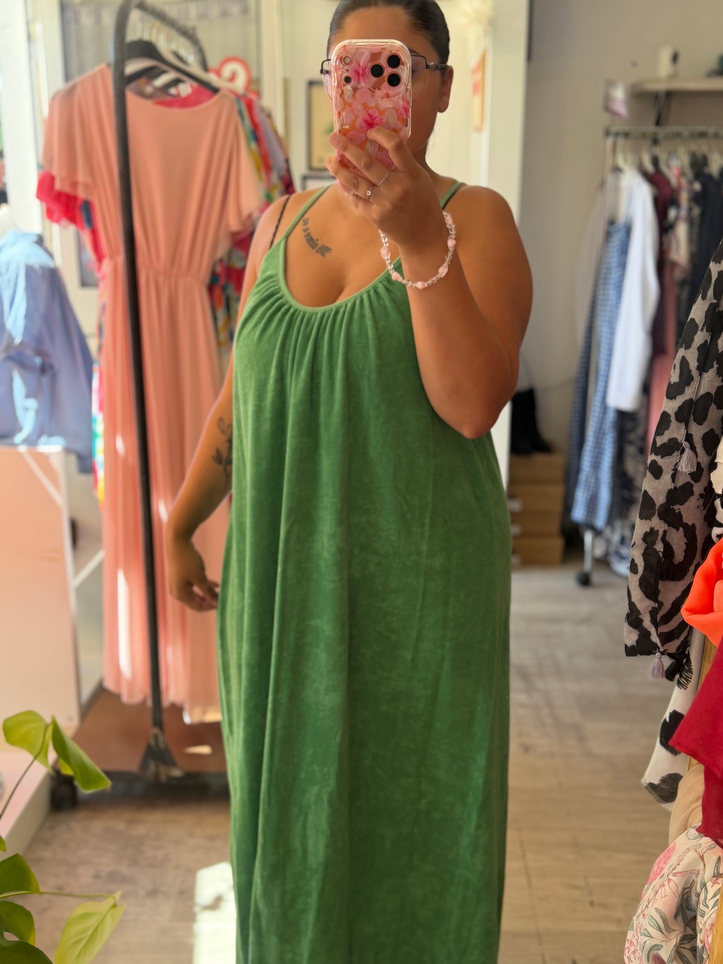 Robe en matière éponge longue - Taille unique 36-46 (3 couleurs)