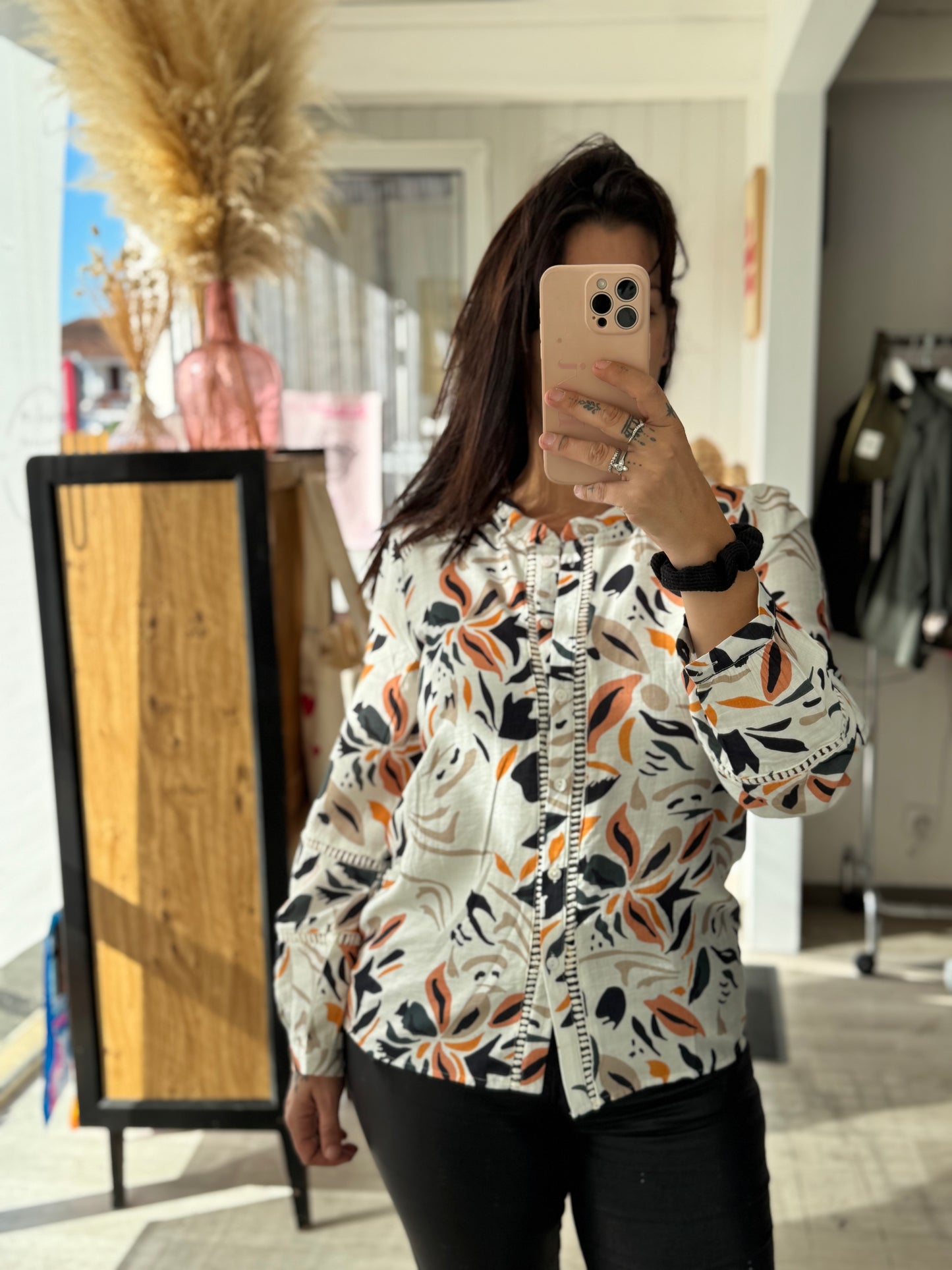 Blouse motif orange et noir – Tailles S/M et M/L