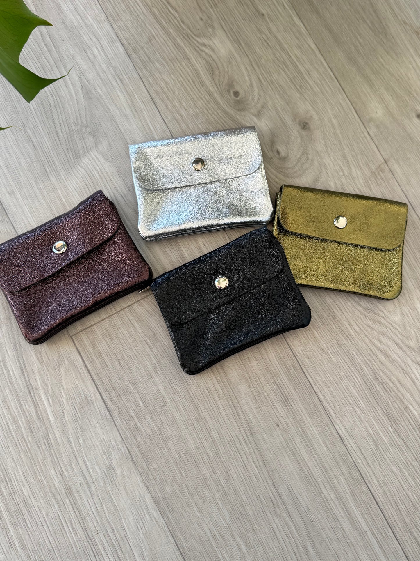 Petit porte-monnaie à rabat 11,5x9 cm (4 couleurs)