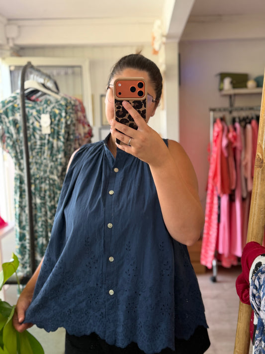 Chemise broderie anglaise marine - Taille unique 36-48