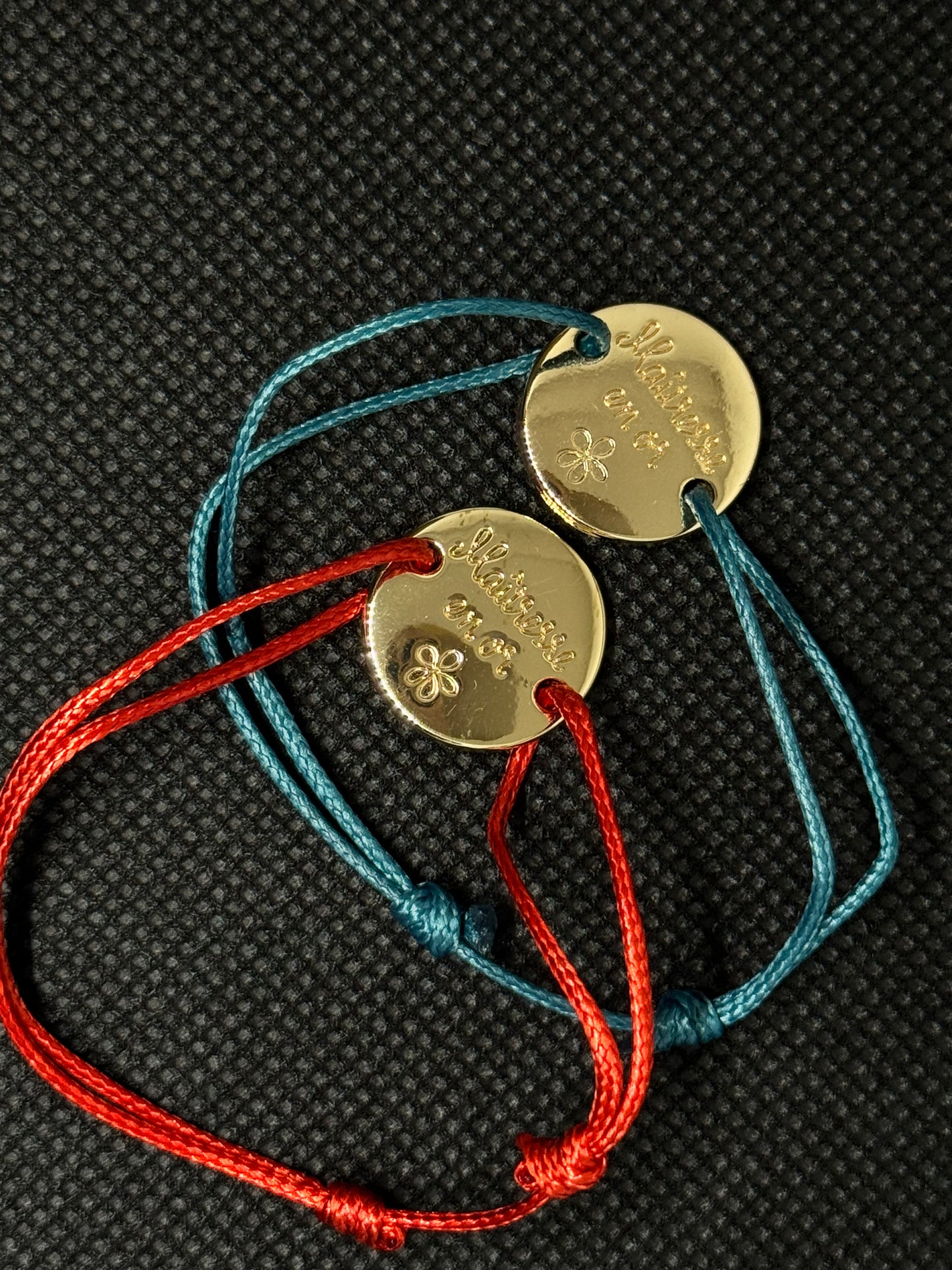 Bracelet corde “Maîtresse en or” (2 couleurs)