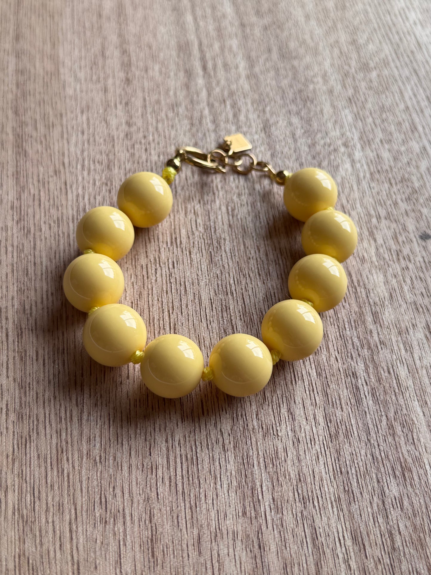 Bracelet perle jaune