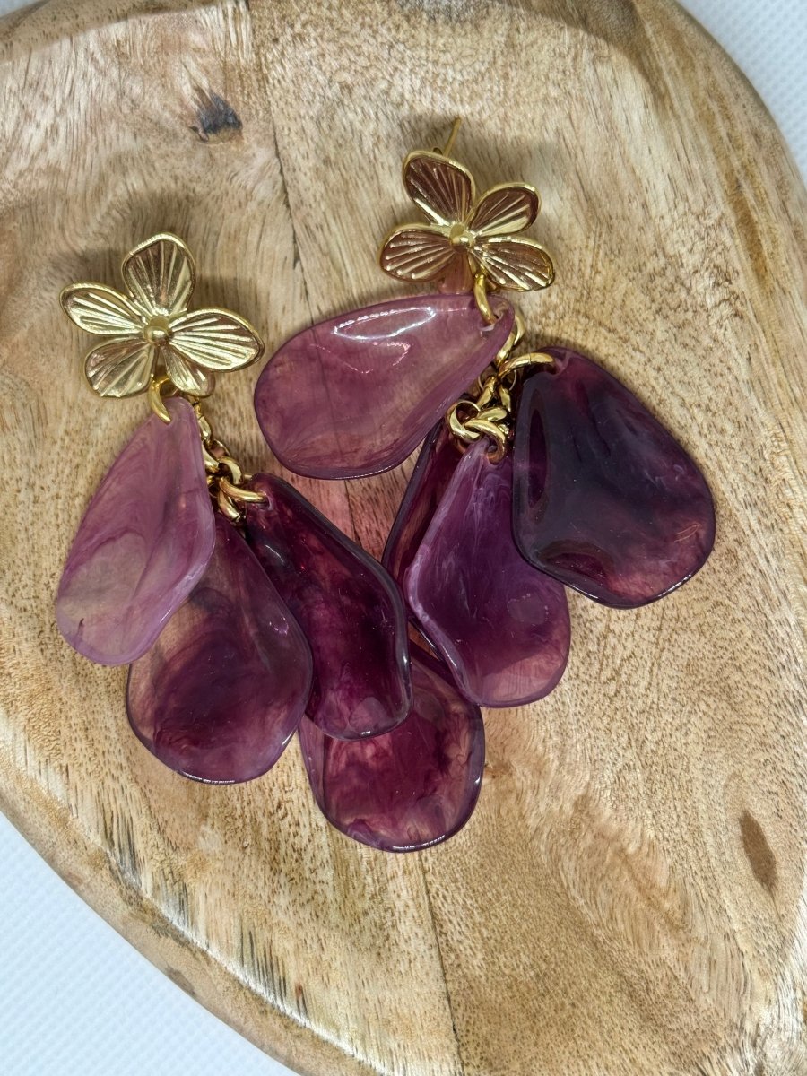 Boucle d'oreille pétales résine prune doré - C MON DRESSING