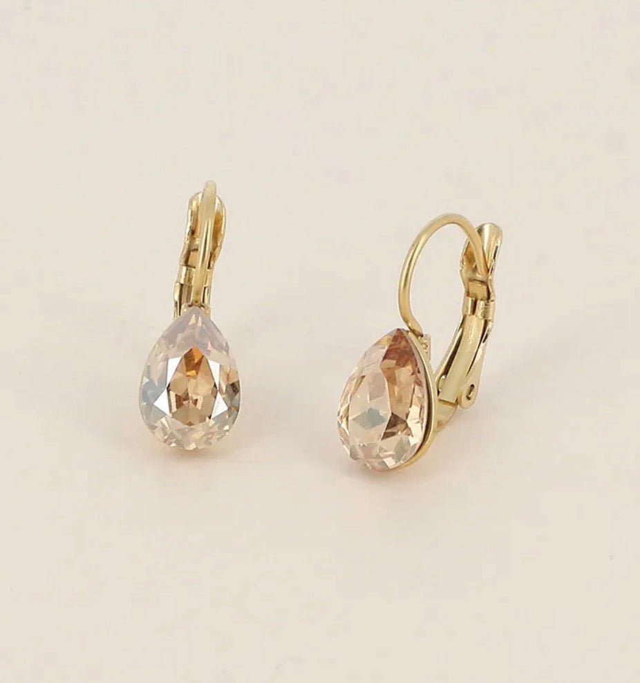 Boucles d’oreilles dormeuses beige - cristaux de Swarovski® - C MON DRESSING