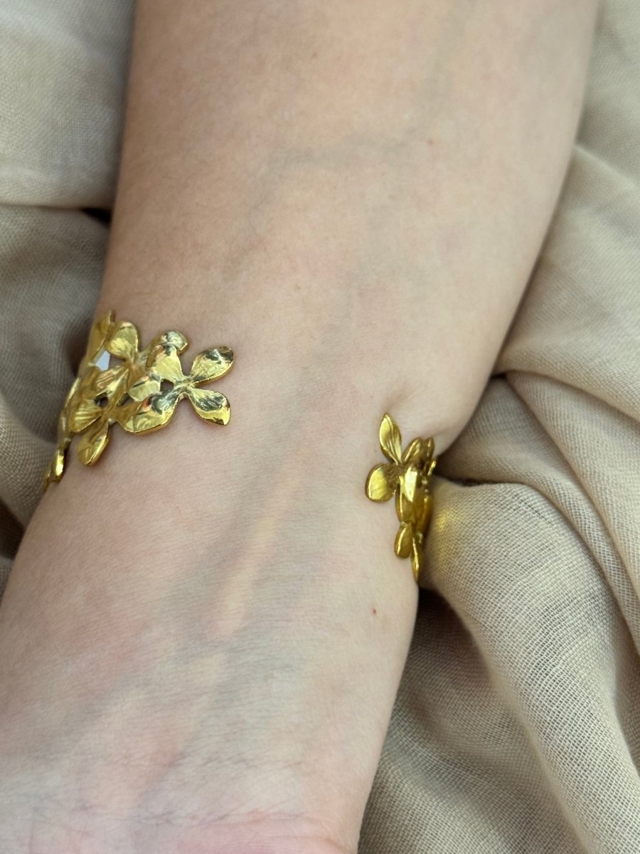 Manchette en acier inoxydable fleurs - C MON DRESSING