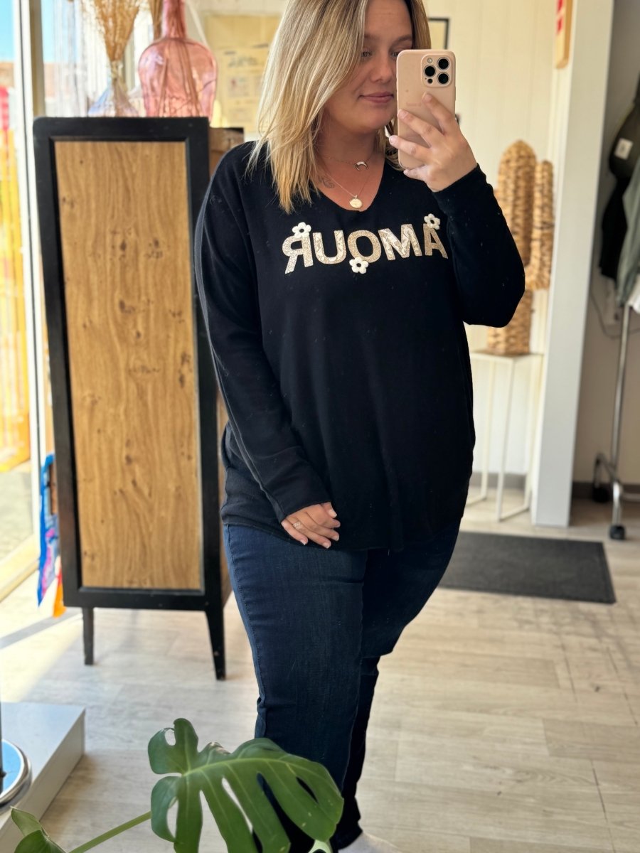 Pull noir – Écriture “Amour”, taille unique 34/46, cosy et féminin - C MON DRESSING