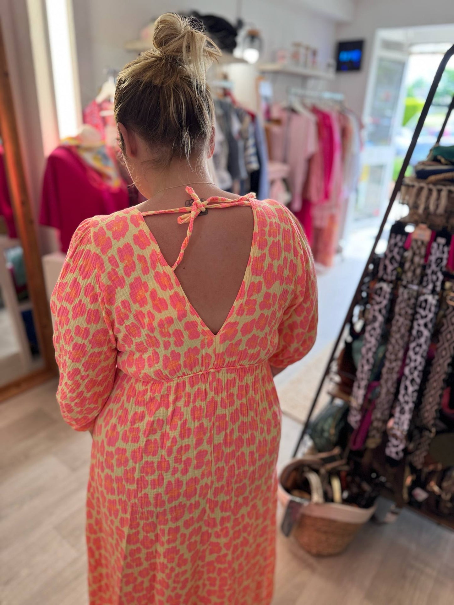 Robe longue léopard orange fluo