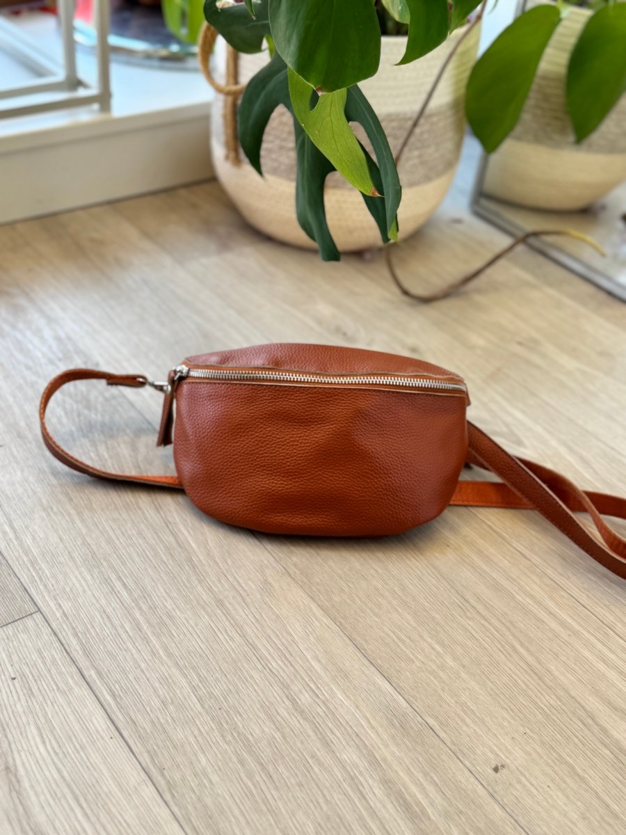 Sac banane marron en cuir - C MON DRESSING