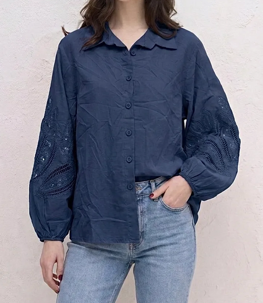 Chemise bohème manches longues motifs floraux brodés - Taille Unique 36-46 (3 couleurs)