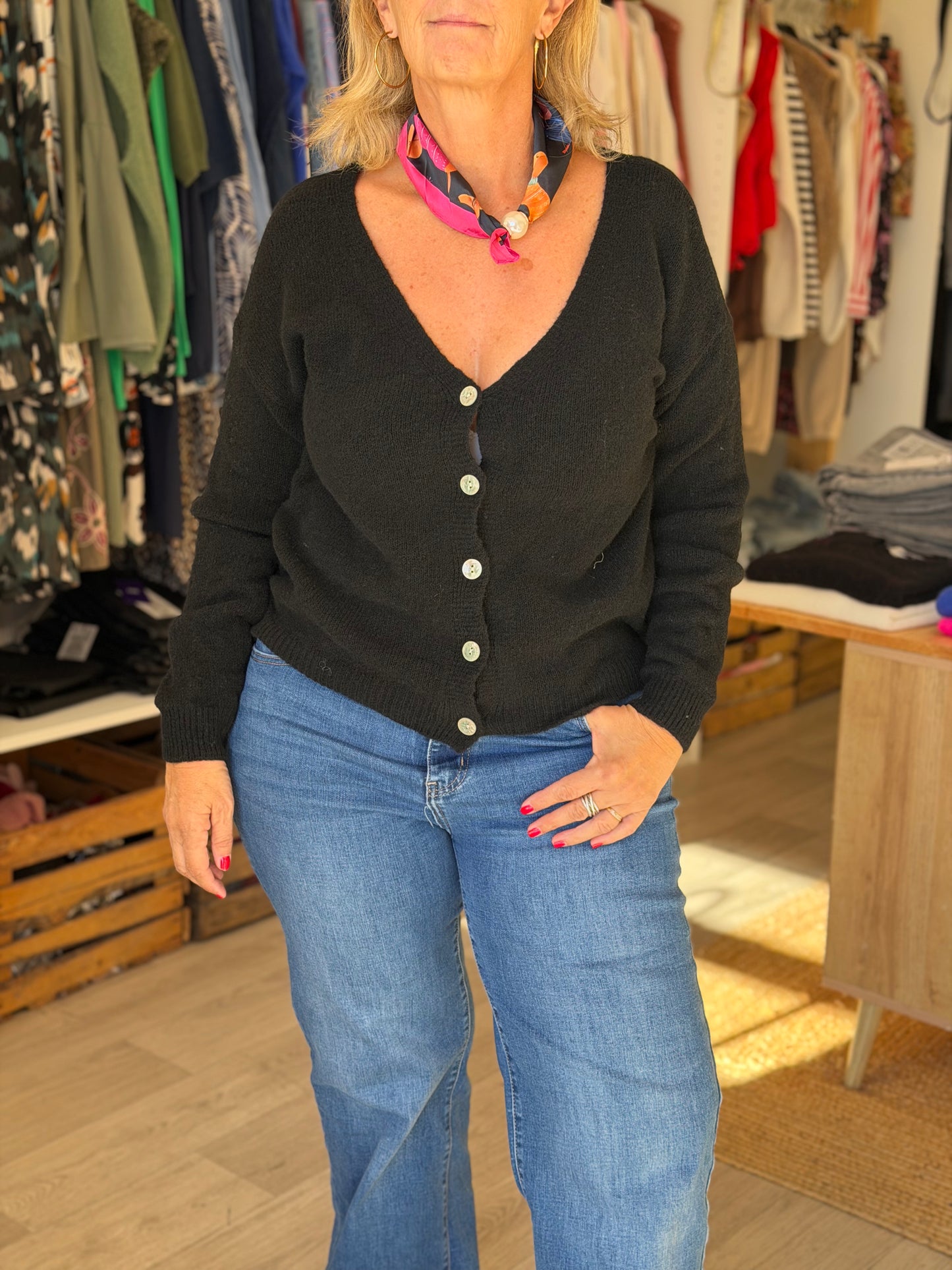 Gilet à bouton - Taille unique 36 au 46 (3 couleurs)