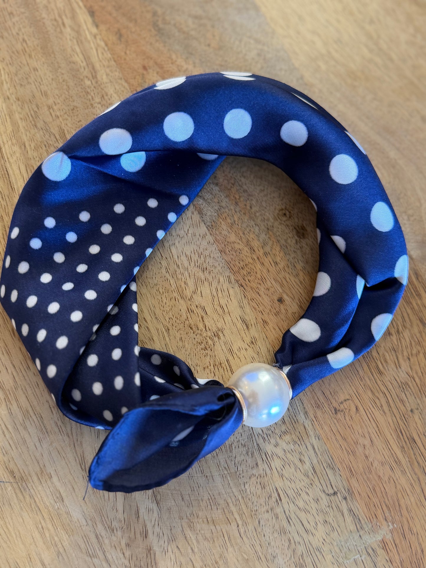 Foulard aimanté (14 modèles)