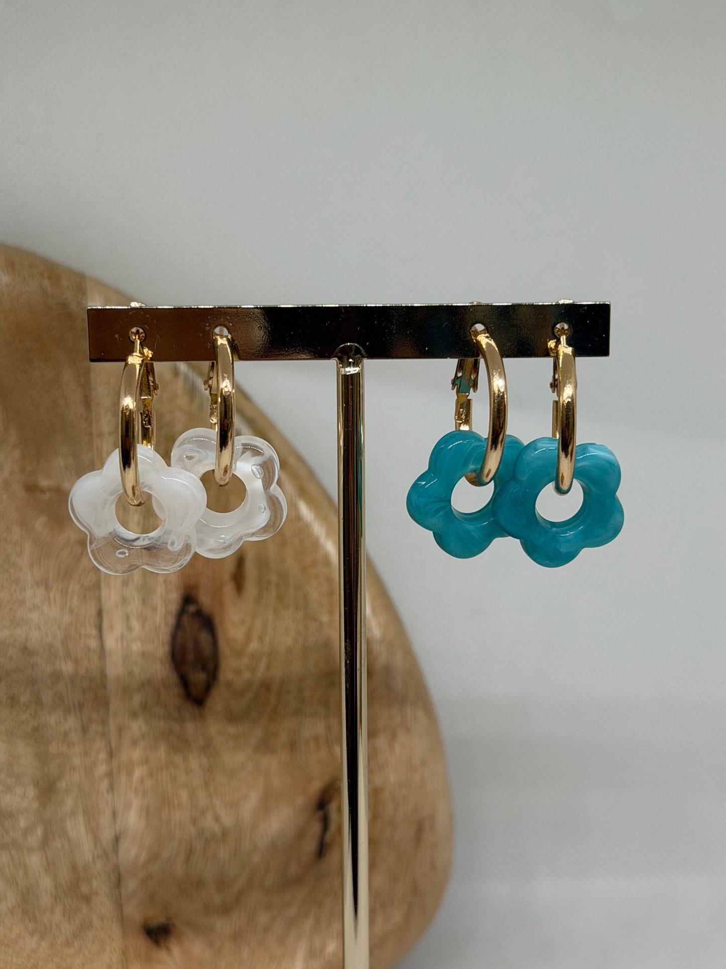Boucles d’oreilles pampilles fleurs (12 couleurs)