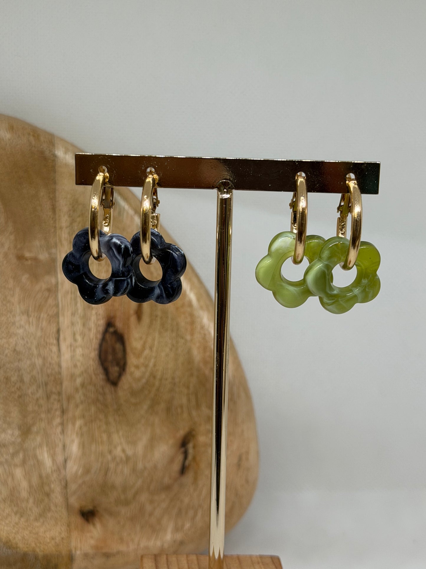 Boucles d’oreilles pampilles fleurs (12 couleurs)