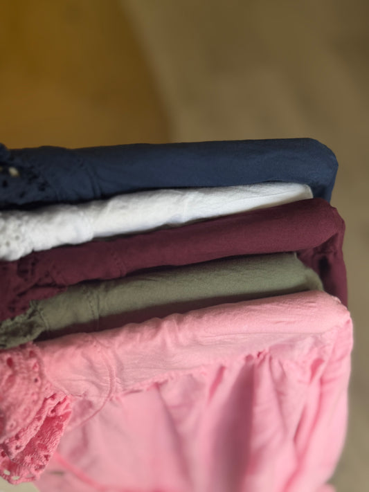 Chemise unie – Taille Unique 36 au 46 (5 couleurs)