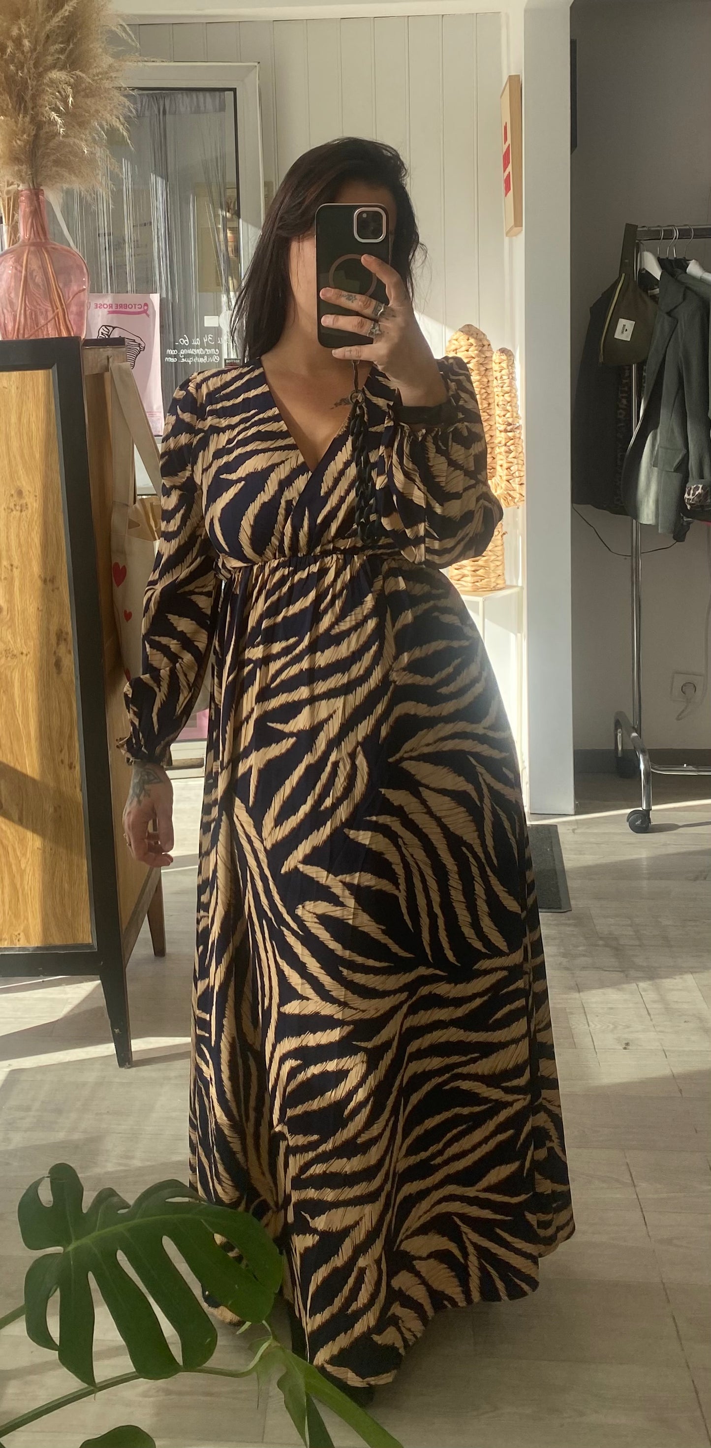 Robe longue bleu motif feuilles marron et beige – Tailles S/M et M/L