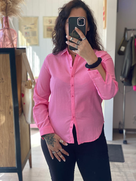 Chemise rose simple – Élégante et féminine