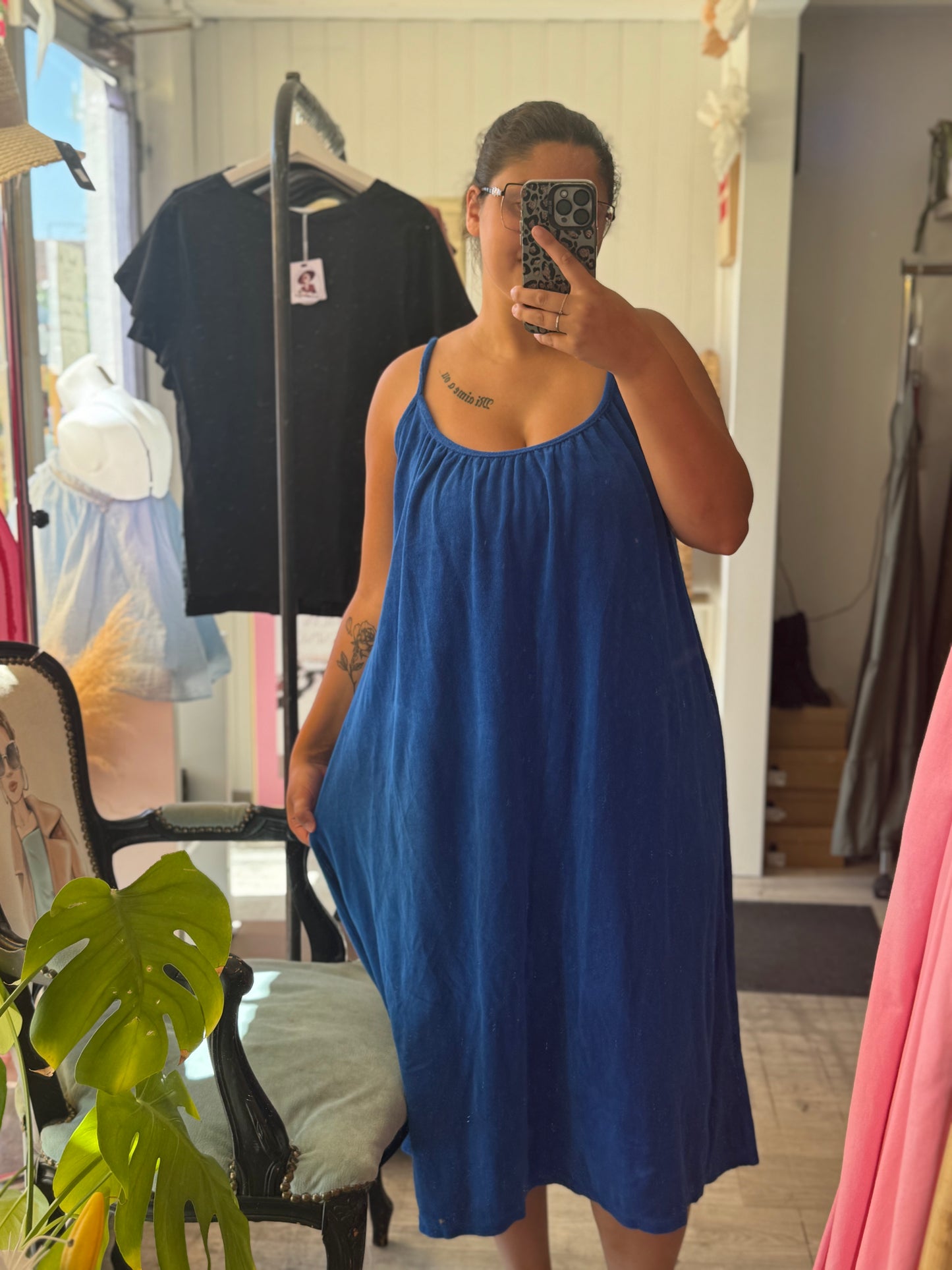 Robe en matière éponge doux mi-longue - Taille unique 36-46 (3 couleurs)