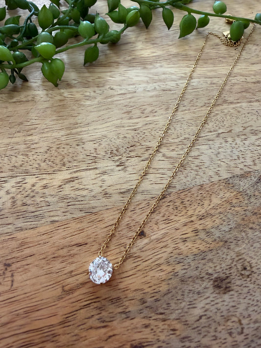 Collier doré strass blanc