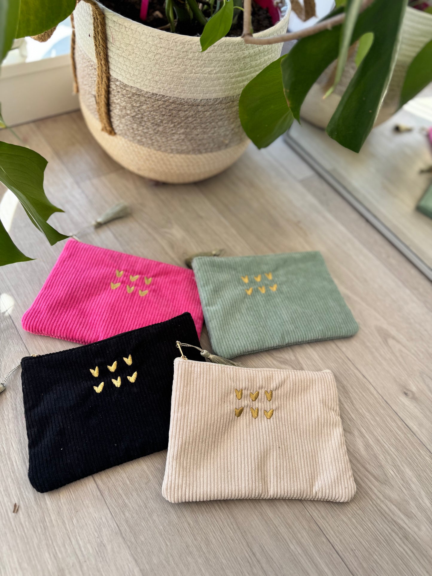 Grande pochette effet velours coeurs (4 modèles)