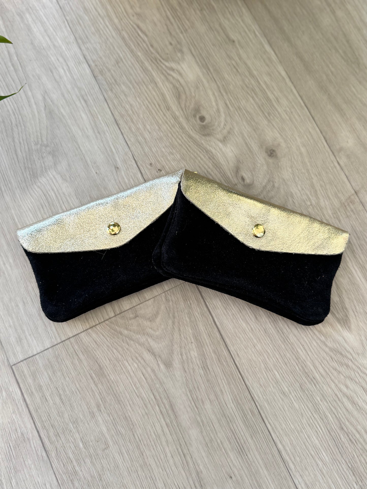 Grand porte-monnaie bi-matière noir et doré