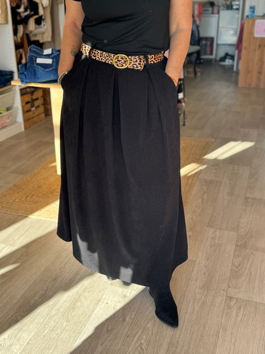 Jupe longue en velours noir avec ceinture léopard – Taille unique 34/42