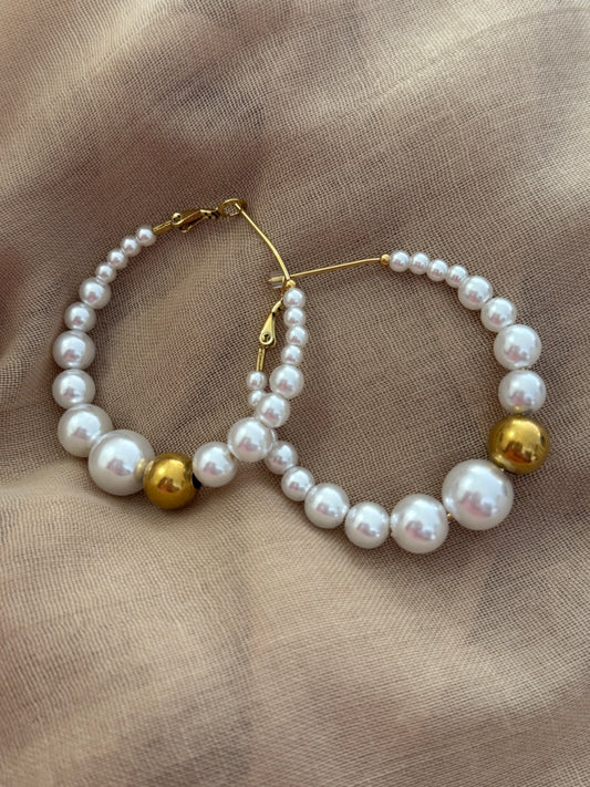 Créoles dorées en acier inoxydable avec perle