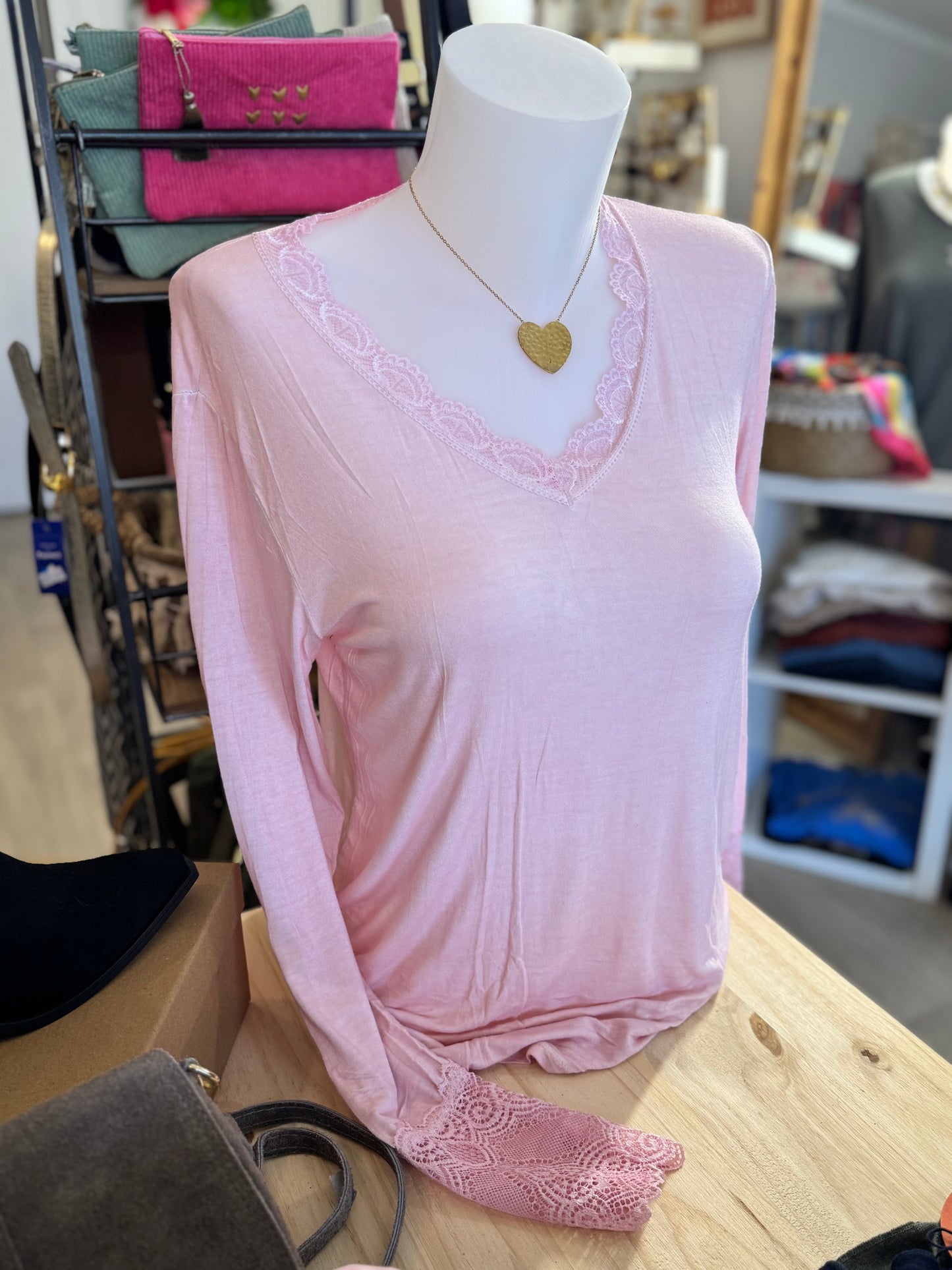 Sous-pull femme en viscose avec dentelle aux manches, 6 couleurs