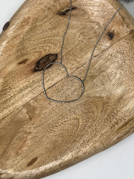 Collier avec cœur – Argenté – 44 cm