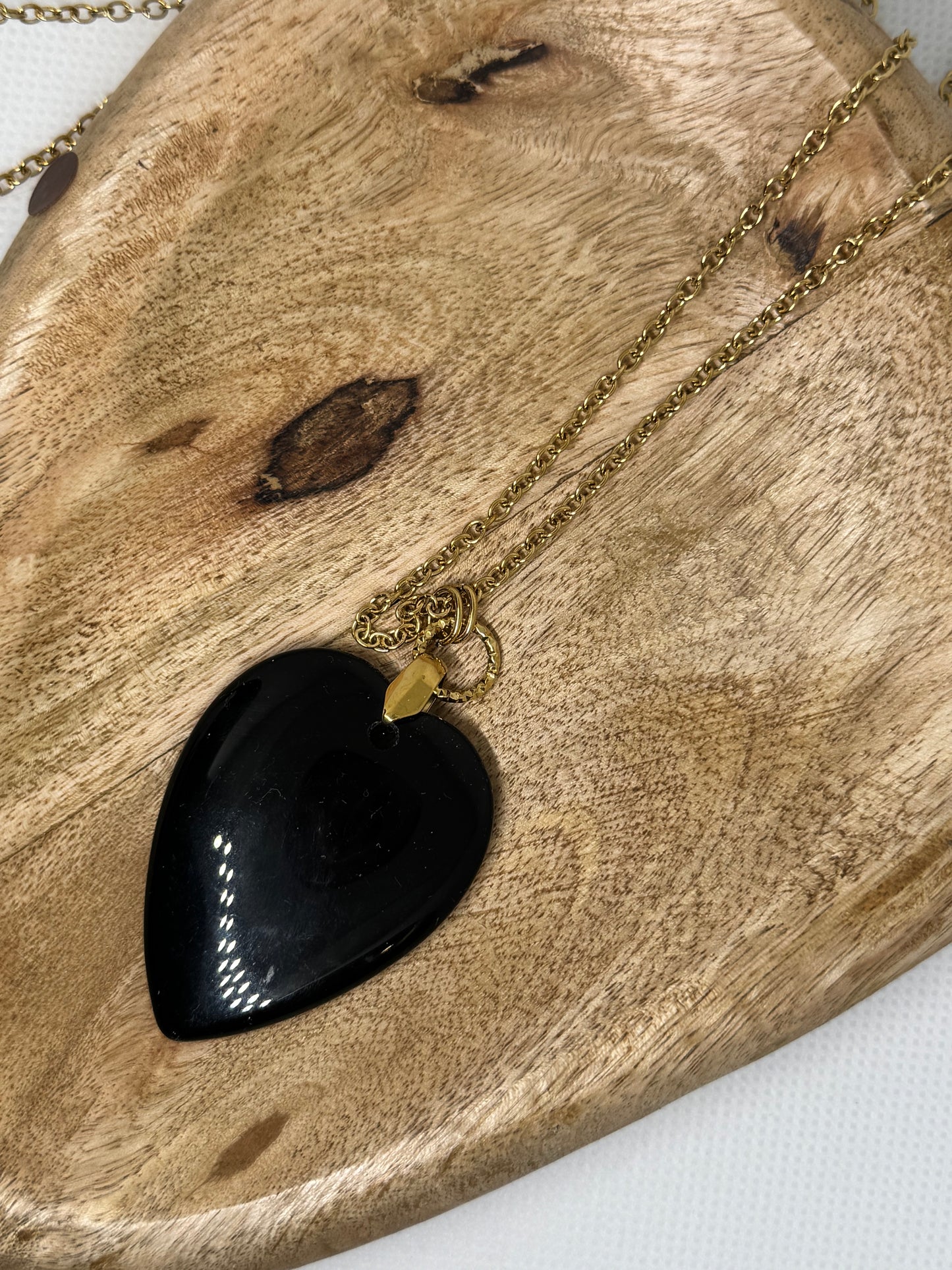 Sautoir chaine doré pendentif noir - 76 cm