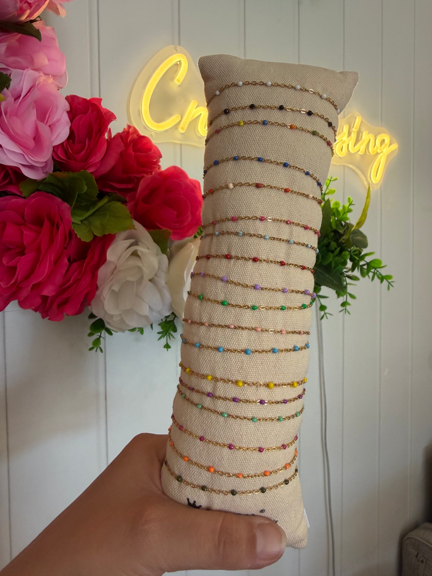 Bracelet fin doré boule de couleur (18 couleurs)
