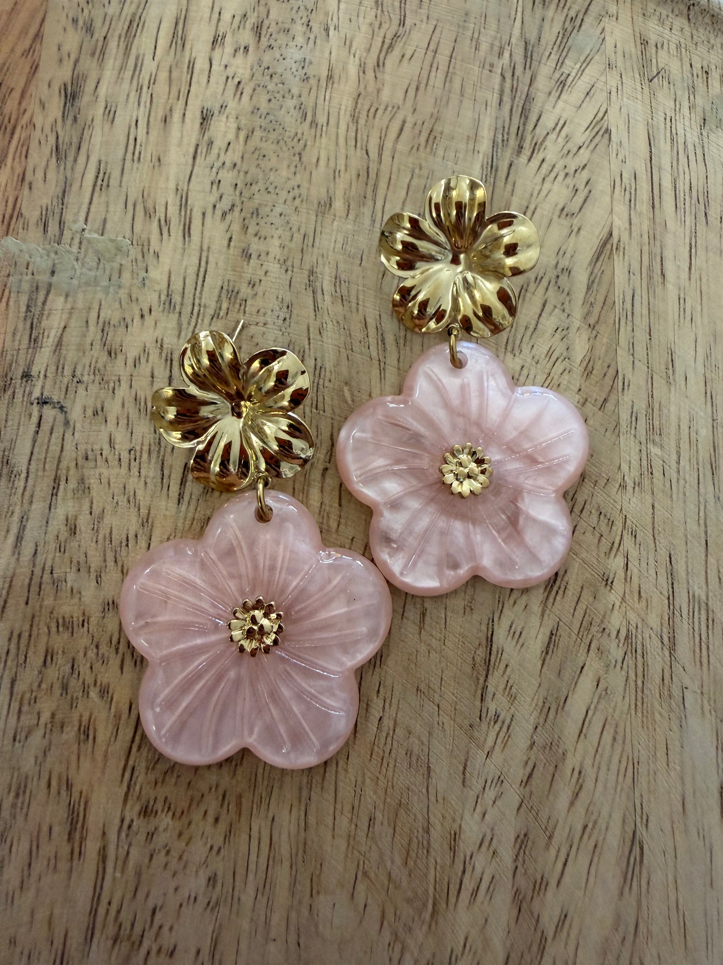 Boucle d'oreille fleurs pendantes (3 couleurs)