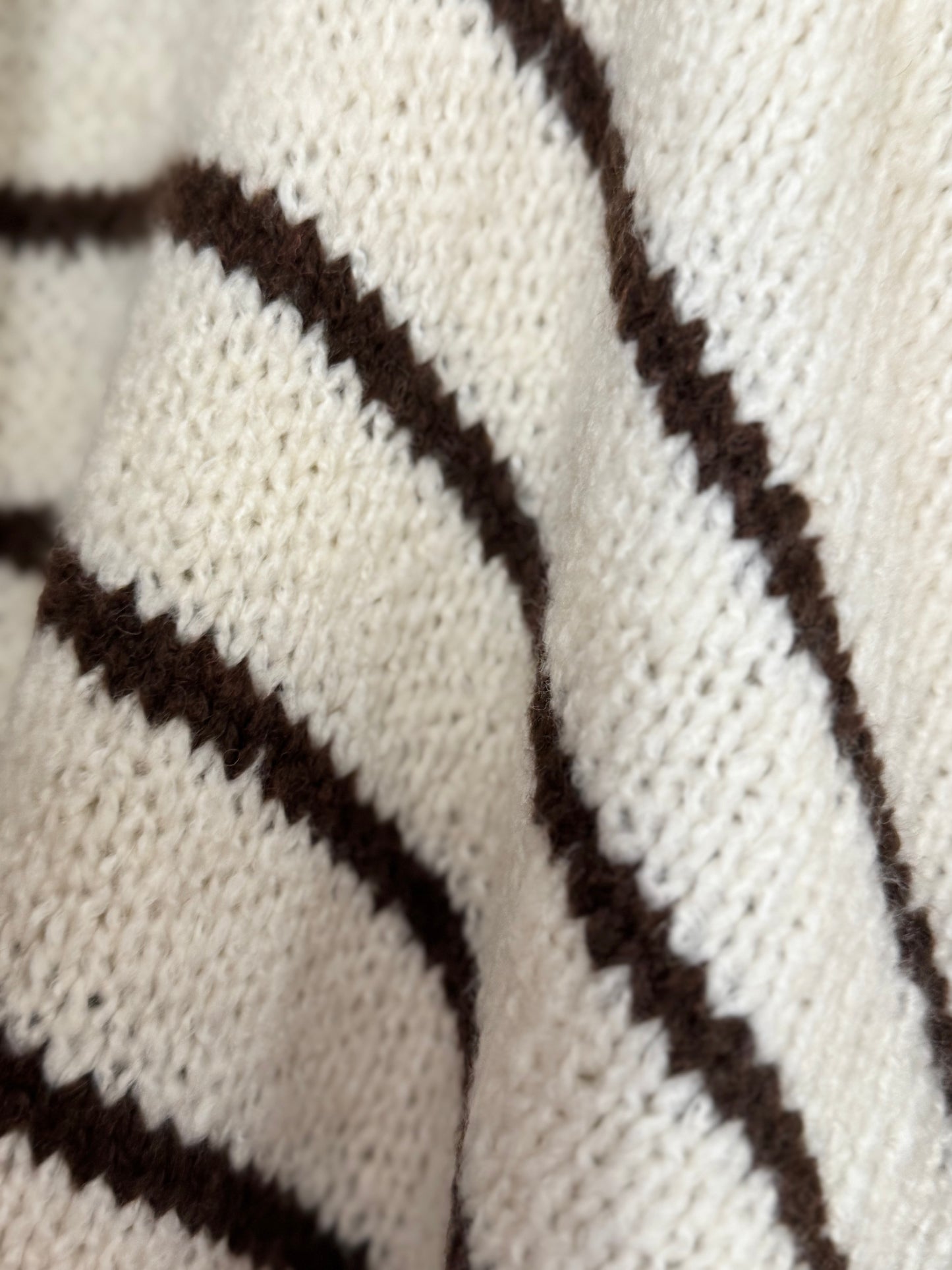 Pull rayé col rond – Taille unique 36-46