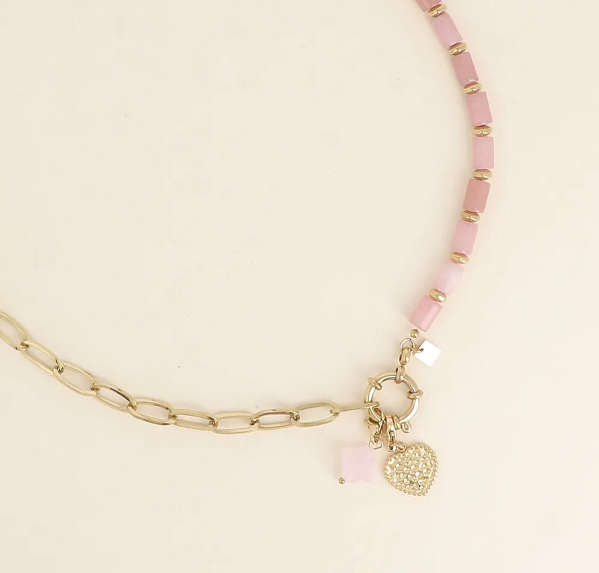 Collier maille ovale, pierres naturelles et 2 charms (2 couleurs)