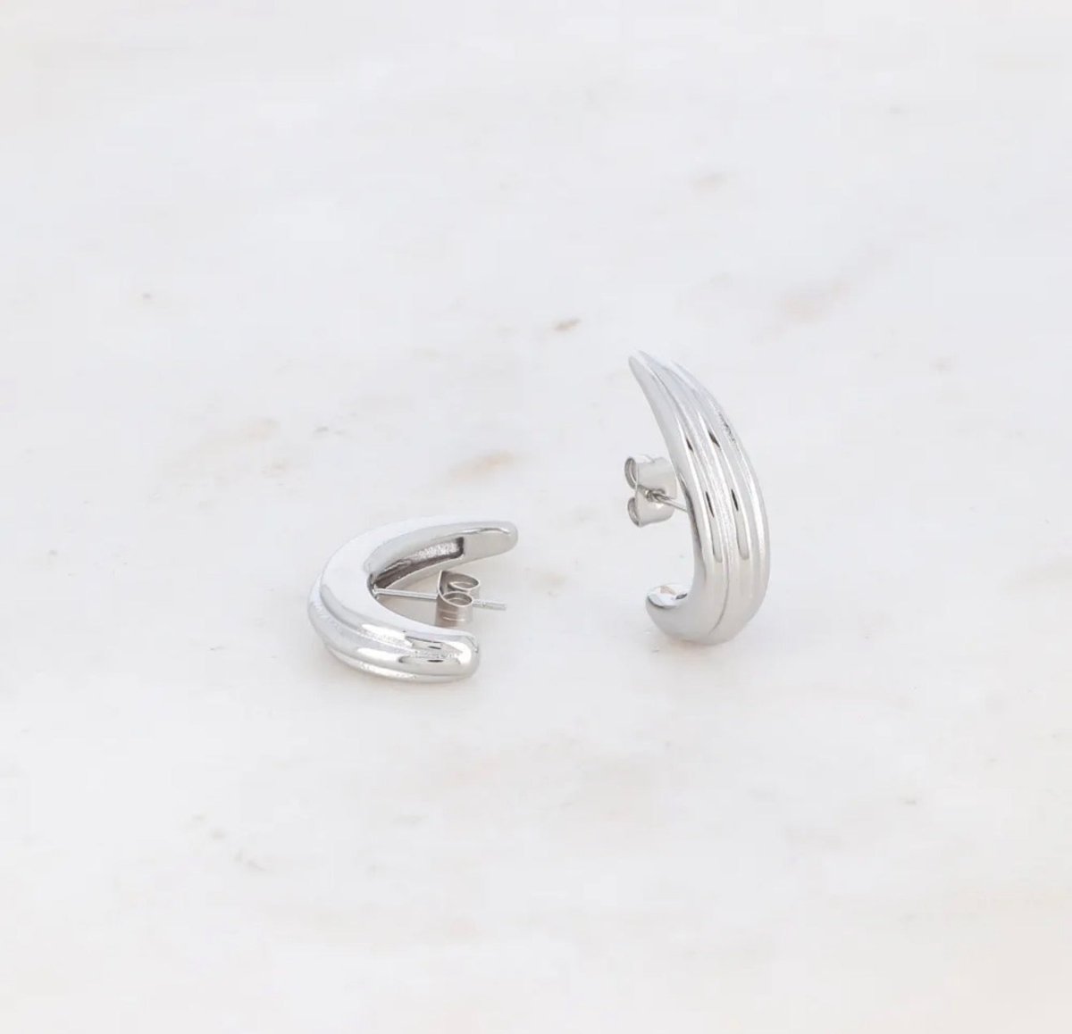 Boucles d’oreilles clou effet manchette de lobe - doré ou argenté - C MON DRESSING
