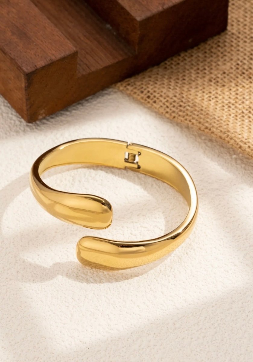 Bracelet jonc sculptural - C MON DRESSING
