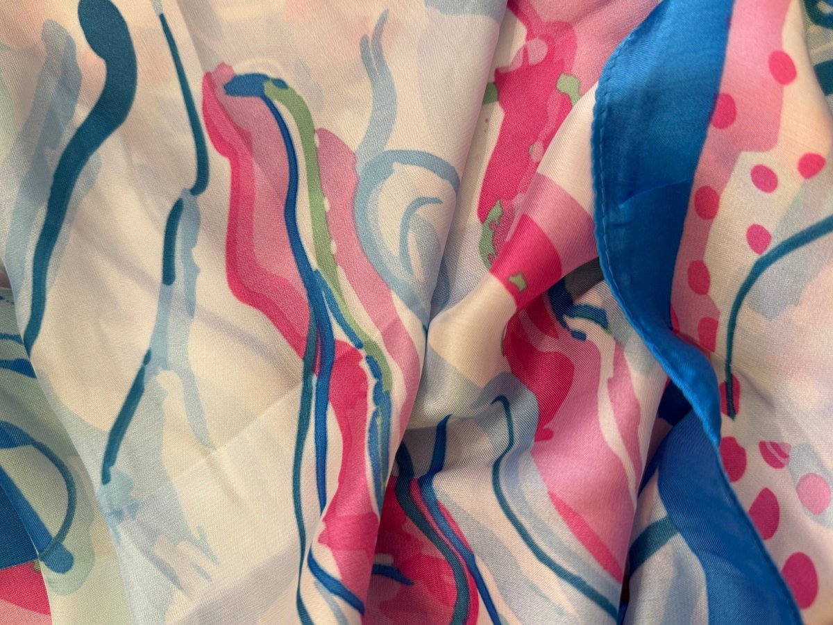 Carré 70×70 cm – Élégant et léger (10 modèles) - C MON DRESSING