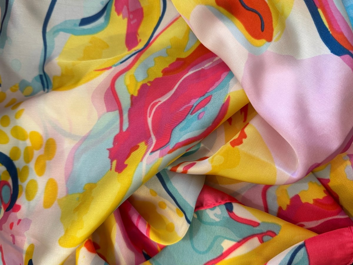 Carré 70×70 cm – Élégant et léger (10 modèles) - C MON DRESSING