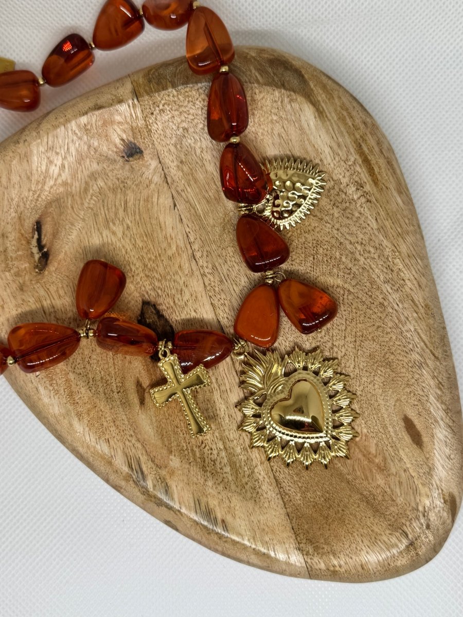 Collier résine breloques terracota doré - C MON DRESSING