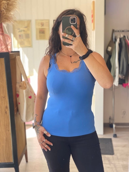 Débardeur classique bleu – Simple et confortable - C MON DRESSING