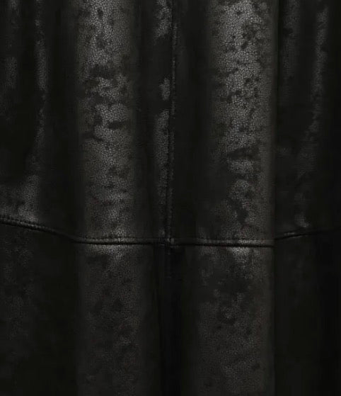 Jupe longue évasée en simili cuir avec ceinture – Taille unique 34 - 44/46 (2 couleurs) - C MON DRESSING