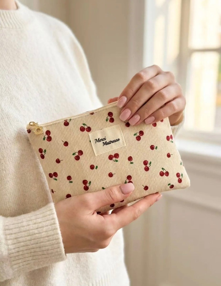 Pochette cerises "merci maîtresse" - 14x20cm - C MON DRESSING