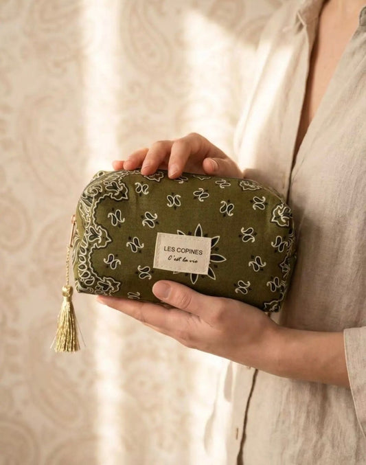 Pochette kaki "Les copines c'est la vie" - 16x9x9 cm - C MON DRESSING