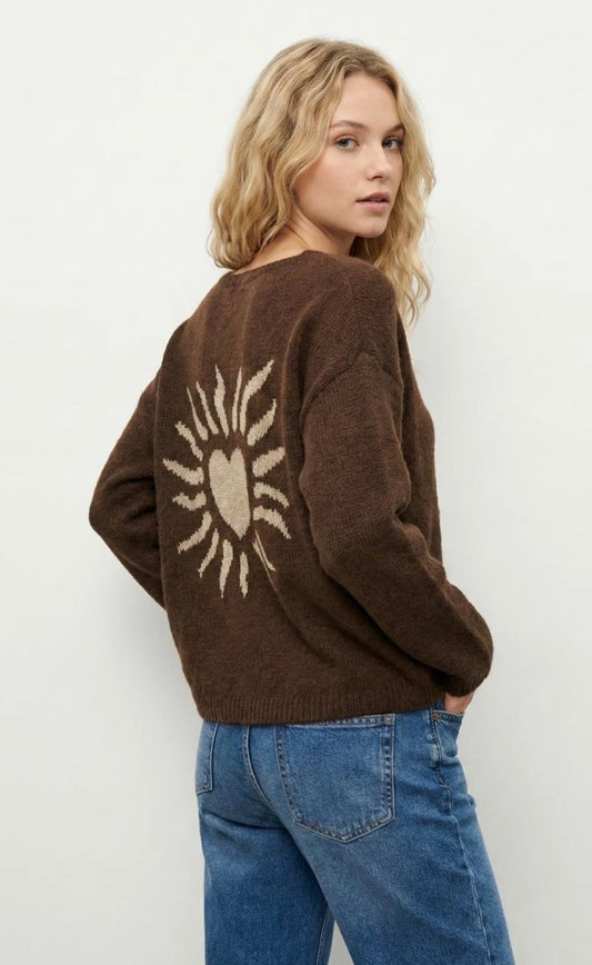 Pull en maille avec motif cœur soleil au dos – Taille Unique 36 au 46 (2 couleurs) - C MON DRESSING