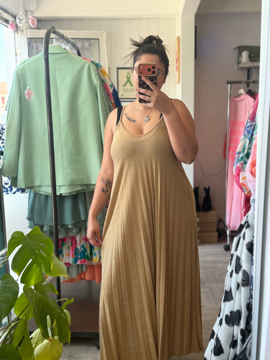 Robe a bretelle doré - Taille unique 36-46
