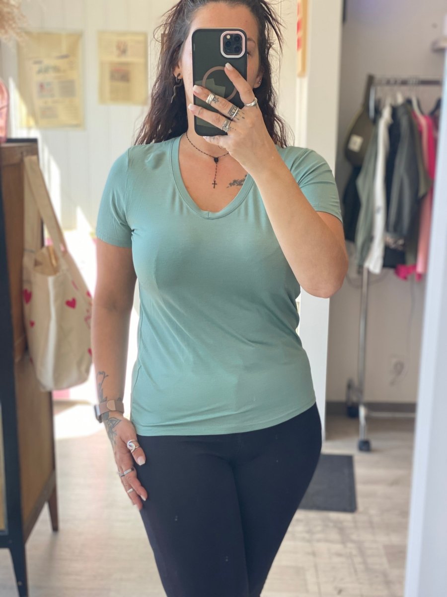 Tee - shirt basique (7 couleurs) - C MON DRESSING